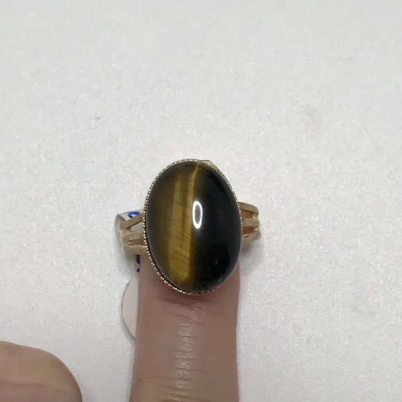 Tigereye Sizeable Silver Ring - Picture 8 of 8